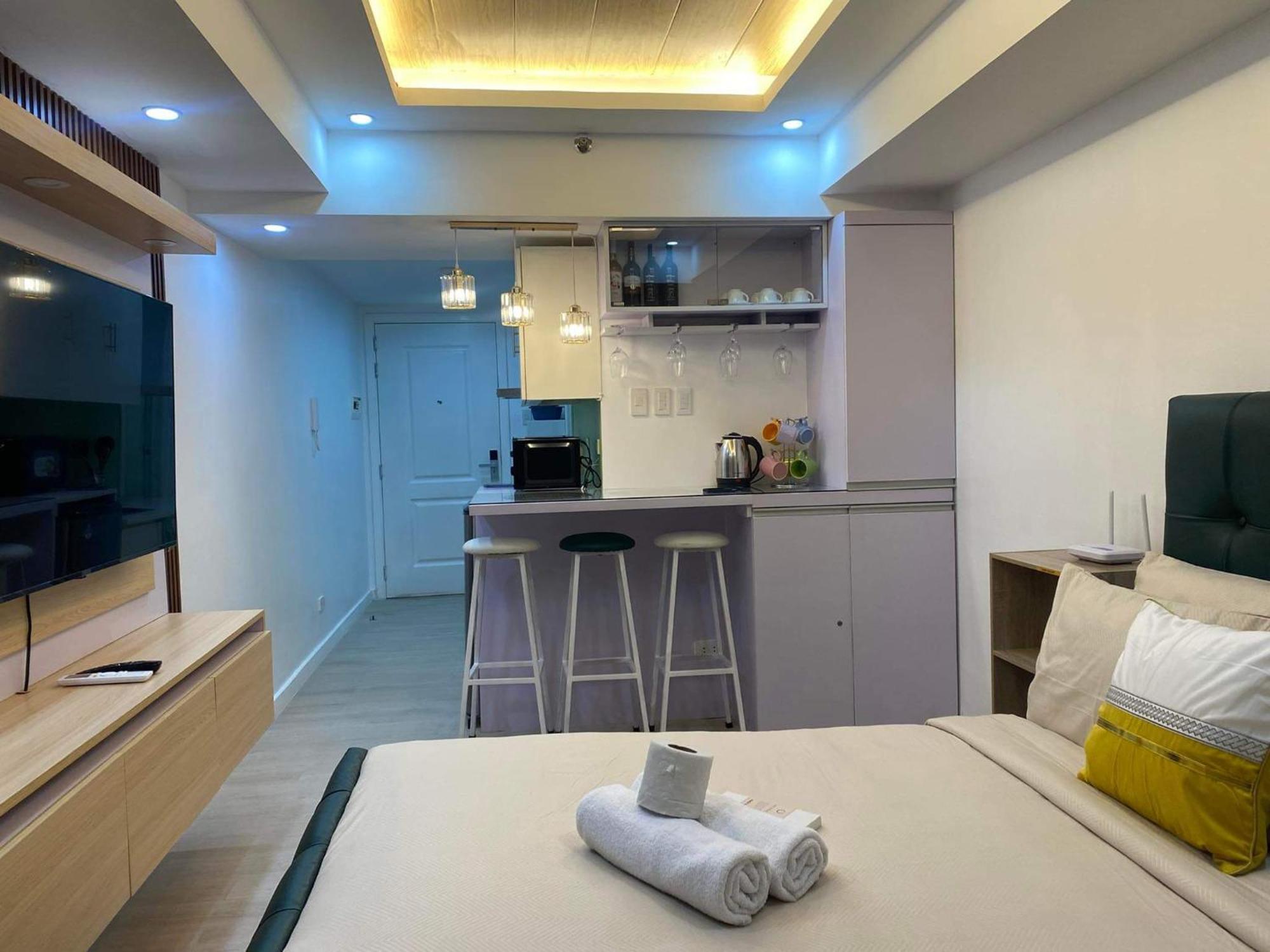 Udra Staycation Azure North Pampanga Lagundi Exterior photo